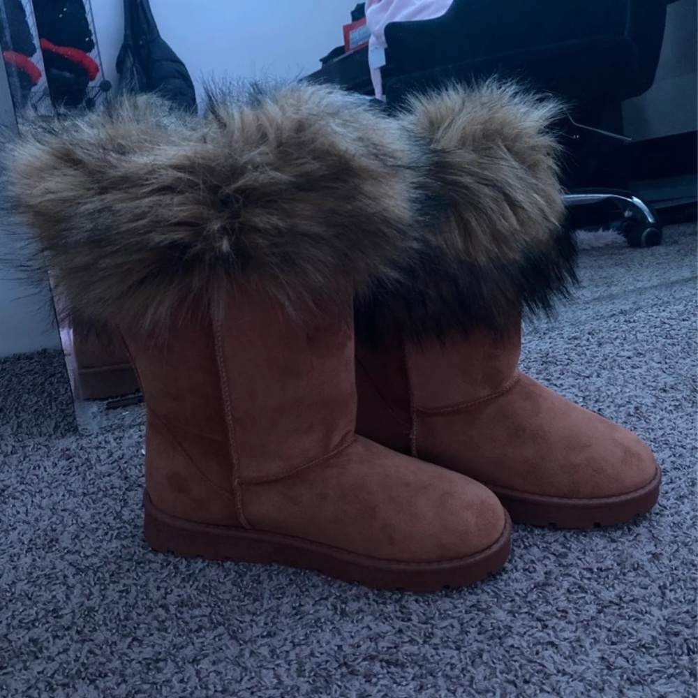 Tan fur boots